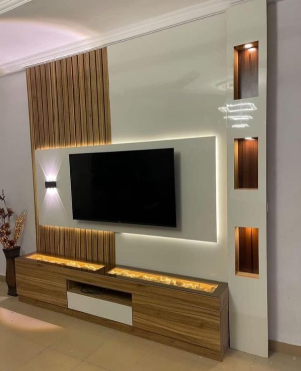 TV Wall Clouding Console + Shelf N480k